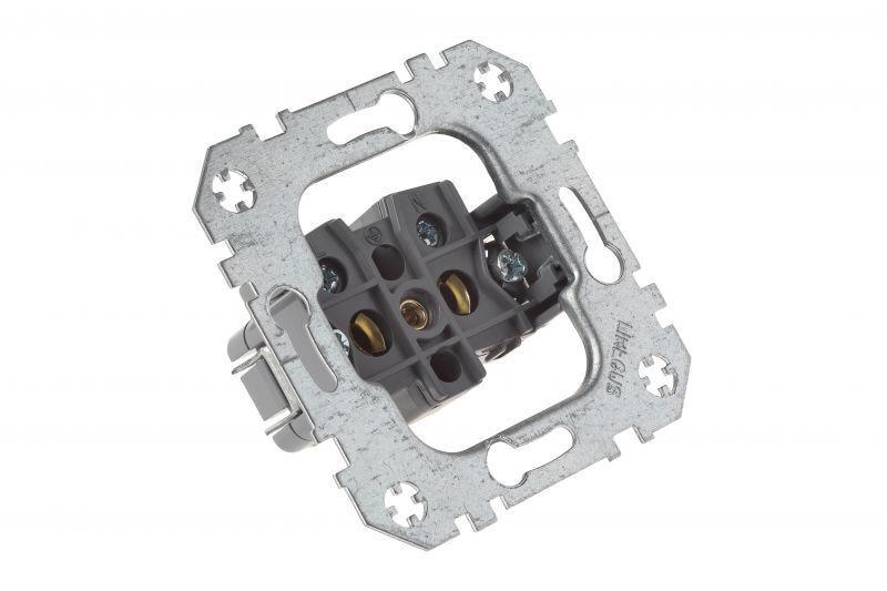 Розетка 2P Liregus Epsilon серебро 28-175