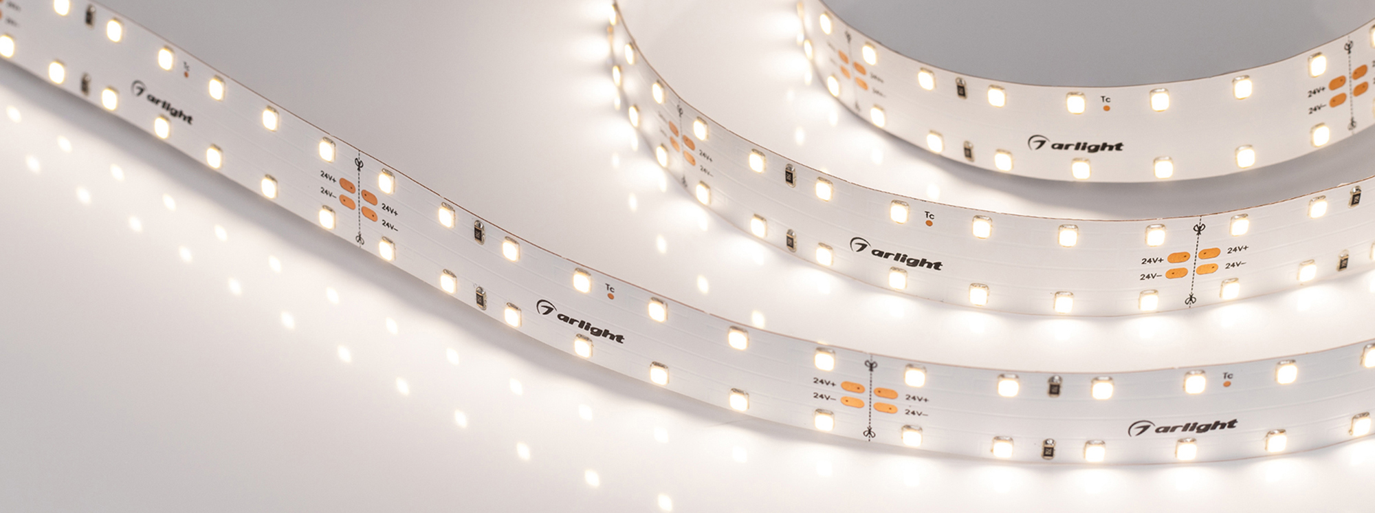 Светодиодная лента Arlight 22W/m 140LED/m 2835SMD дневной белый 4,7M 028002(2)
