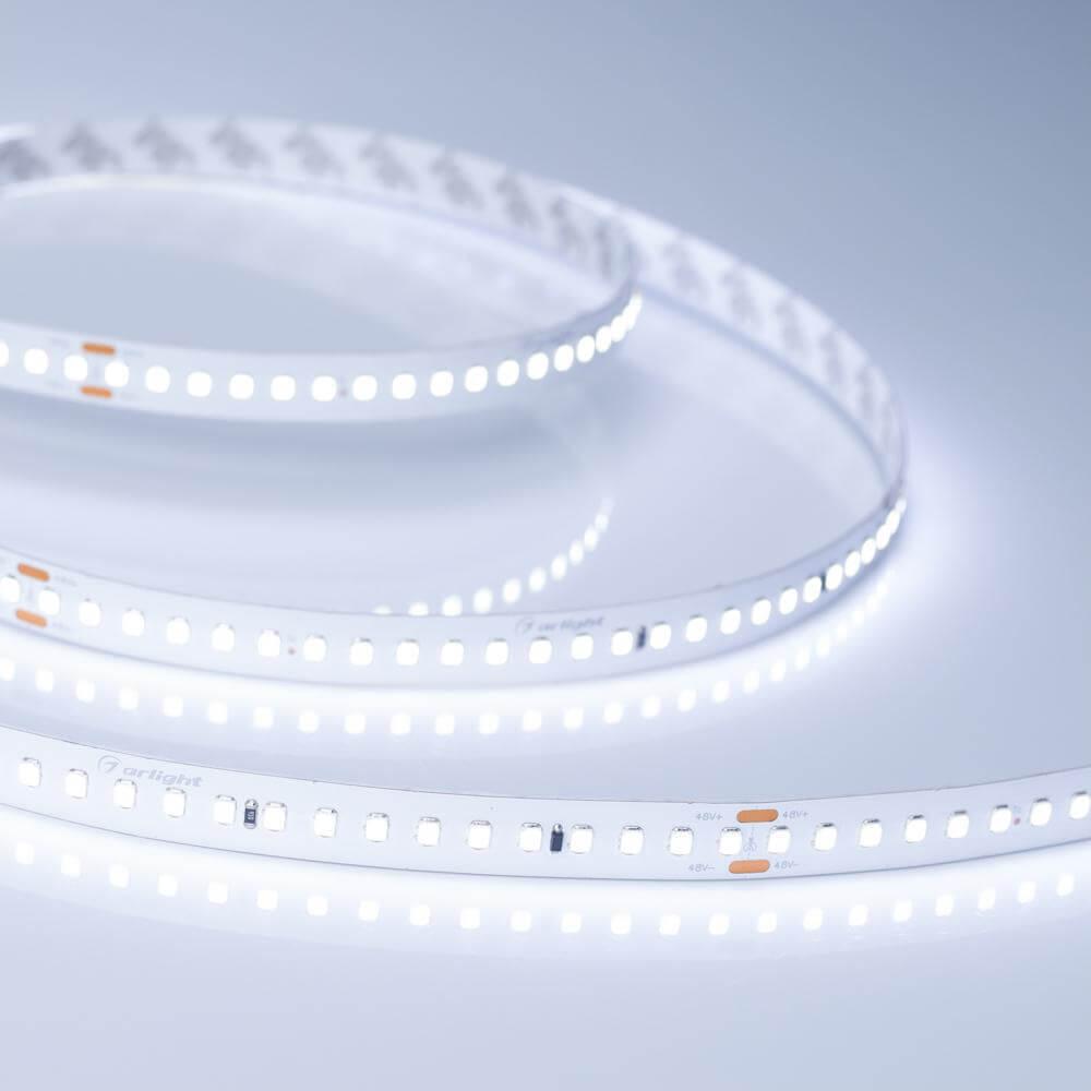 Светодиодная лента Arlight 5,8W/m 144LED/m 2835SMD холодный белый 50M 026980