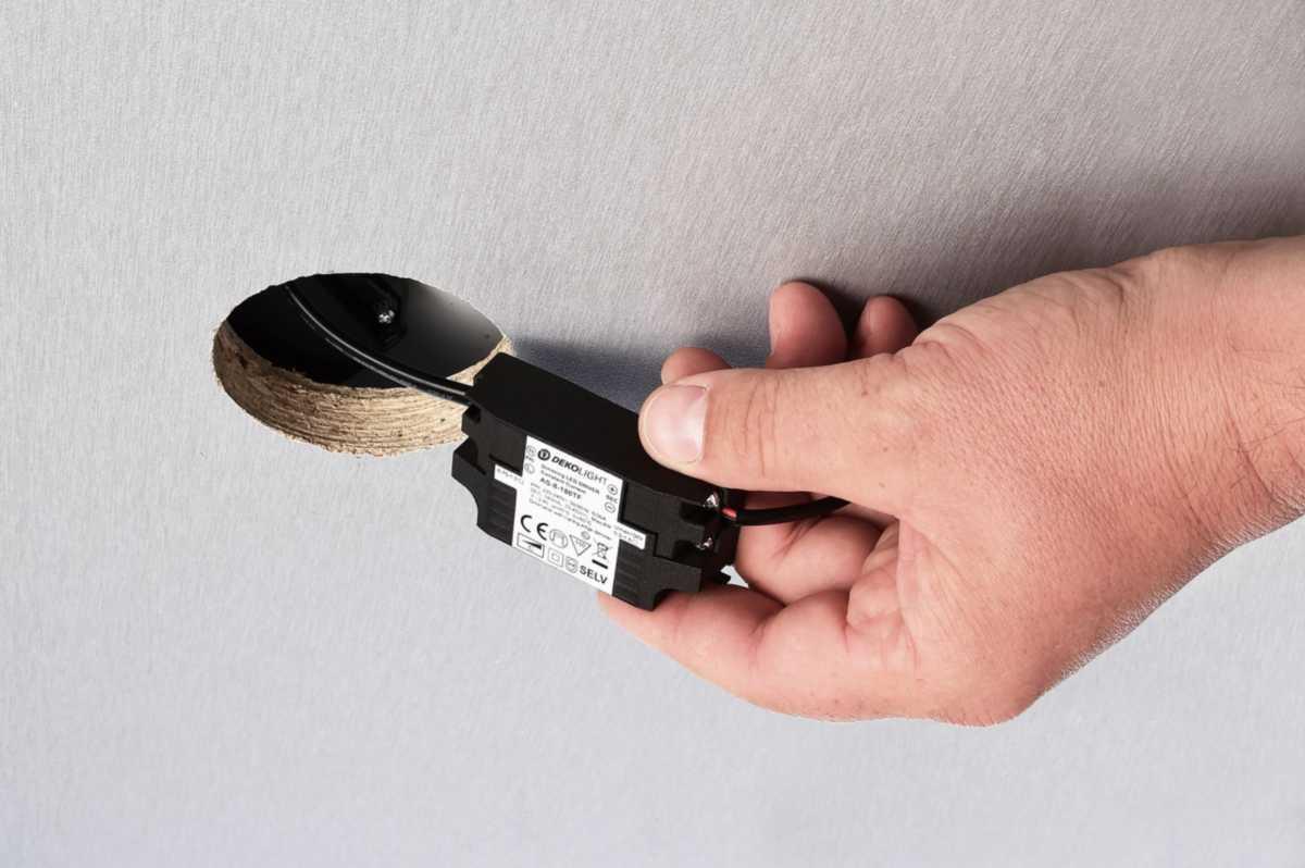 Встраиваемый светодиодный светильник Deko-Light Dione 565356