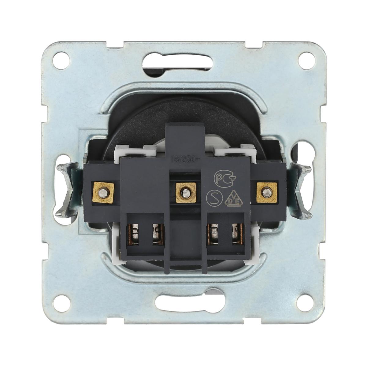 Розетка LK Studio без з/к, со шторками (серебристый металлик) LK60 863303-1