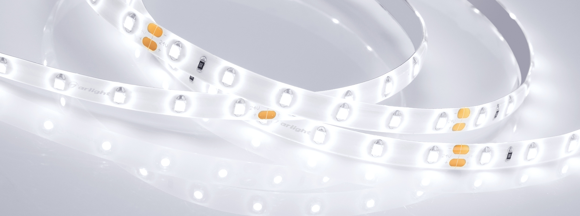 Светодиодная влагозащищенная лента Arlight 4,8W/m 60LED/m 2835SMD холодный белый 5M 024261(2)