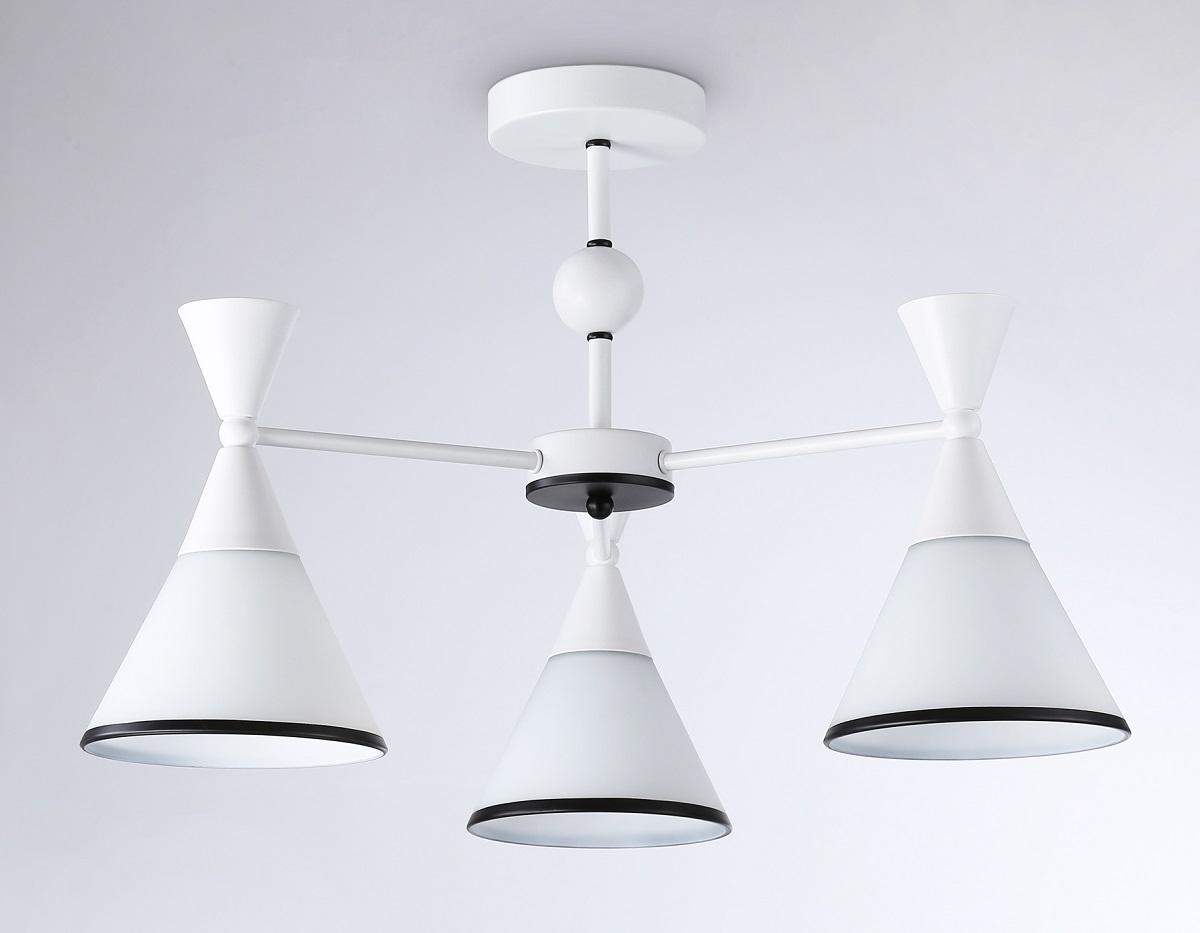 Потолочная люстра Ambrella light Traditional Modern TR3164