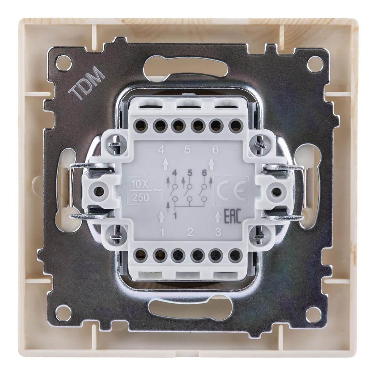 Выключатель трехклавишный TDM Electric Лама 10А 250V сосна SQ1815-0303