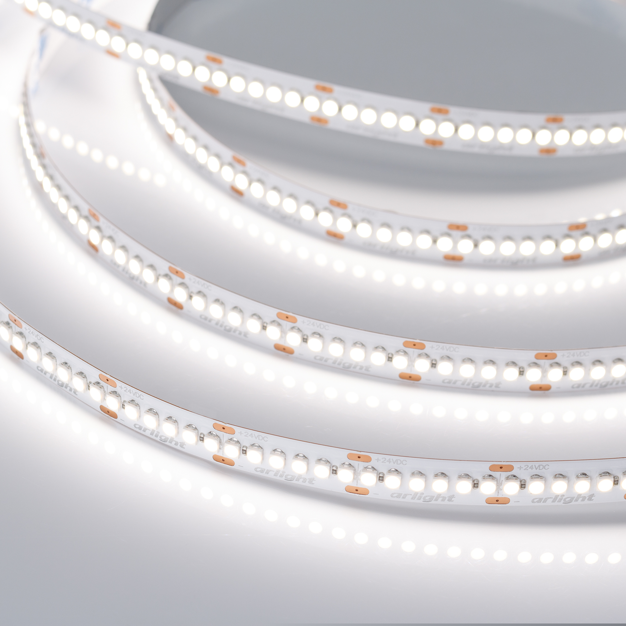 Светодиодная лента Arlight 19,2W/m 240LED/m 3528SMD дневной белый 5M 017431(2)